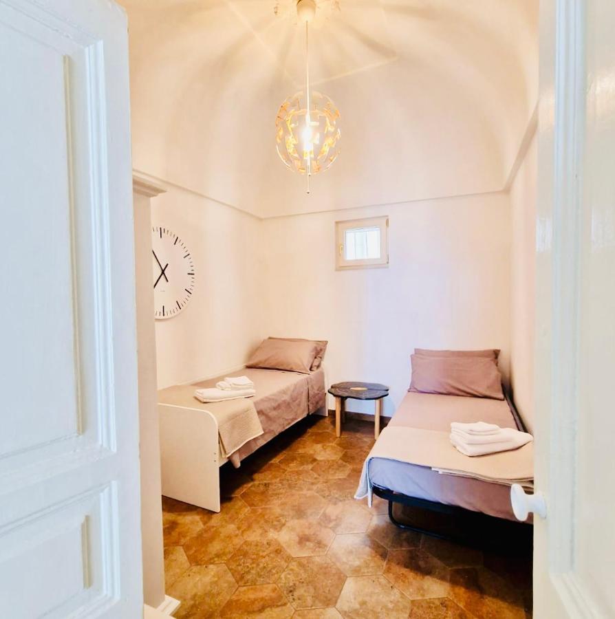 Вілла Ostuni Bright House Екстер'єр фото